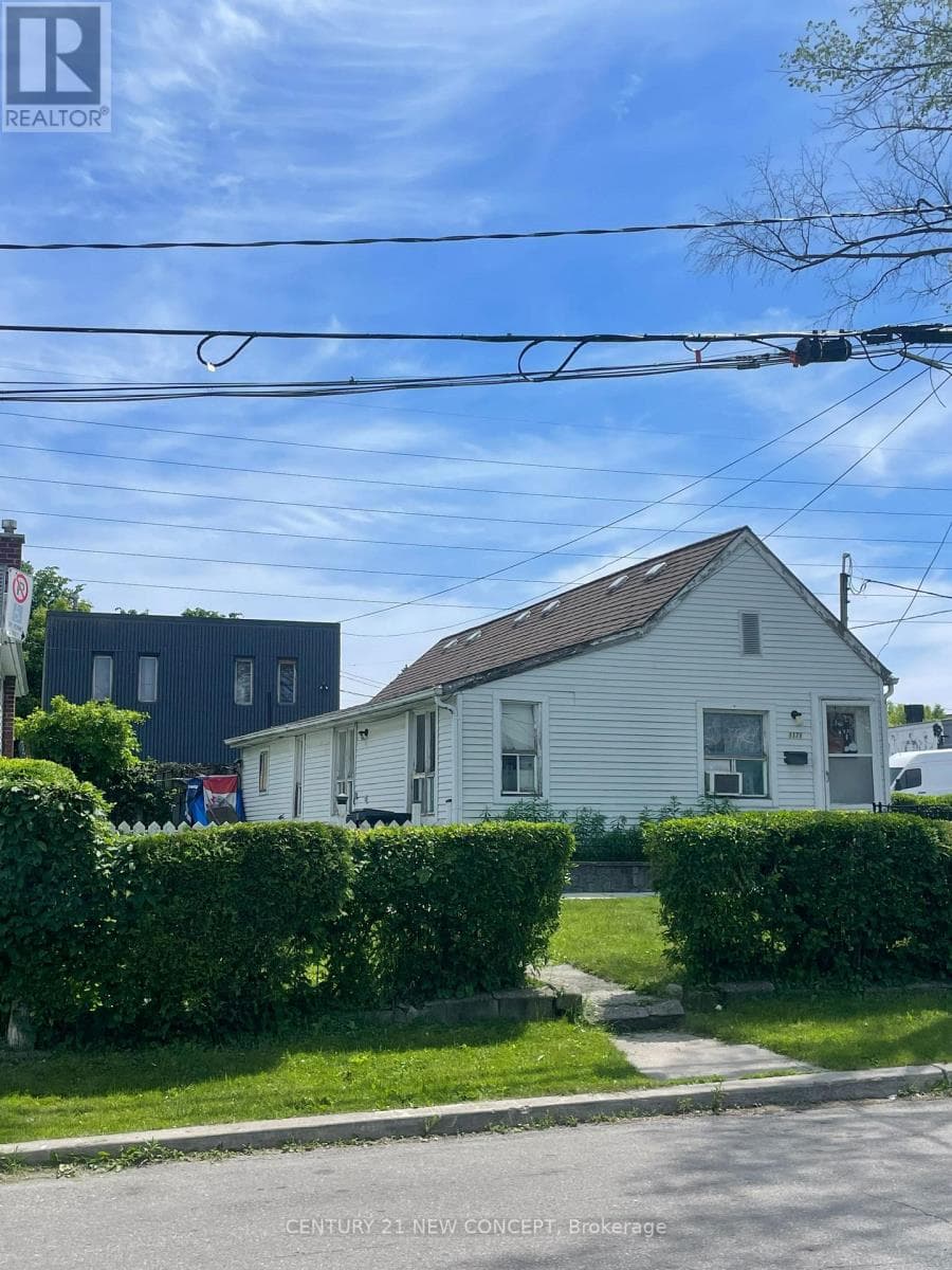 1171 ROSELAWN AVENUE photo 3