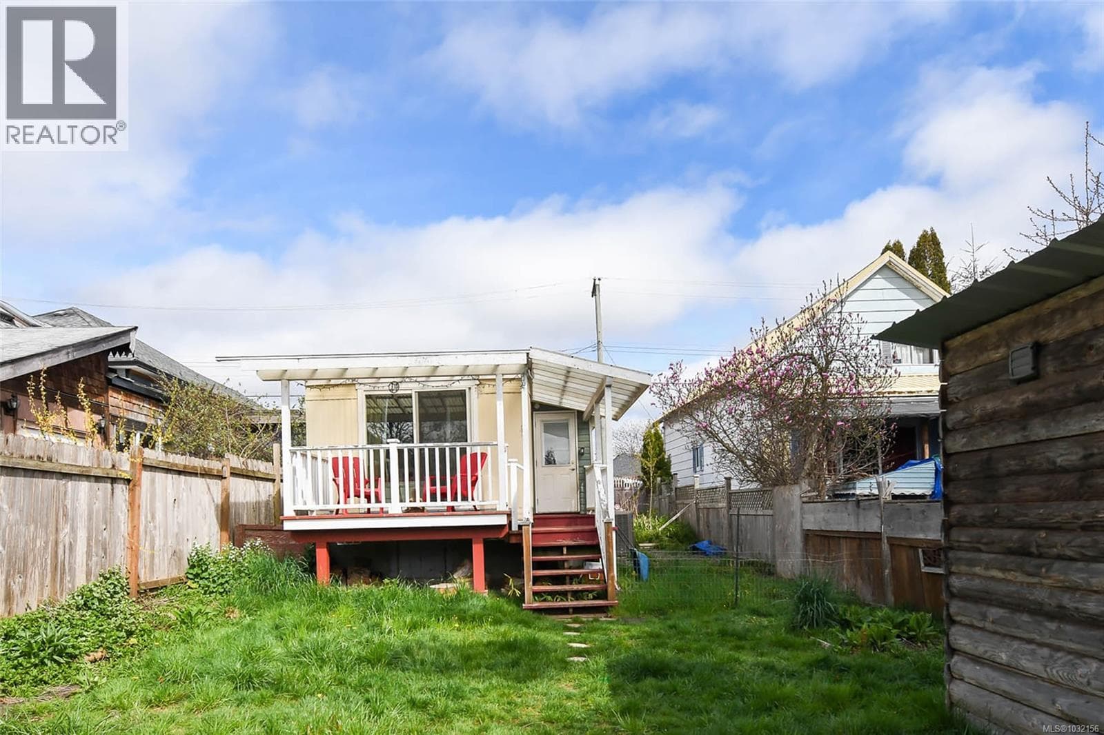 2723 Penrith Ave photo 2