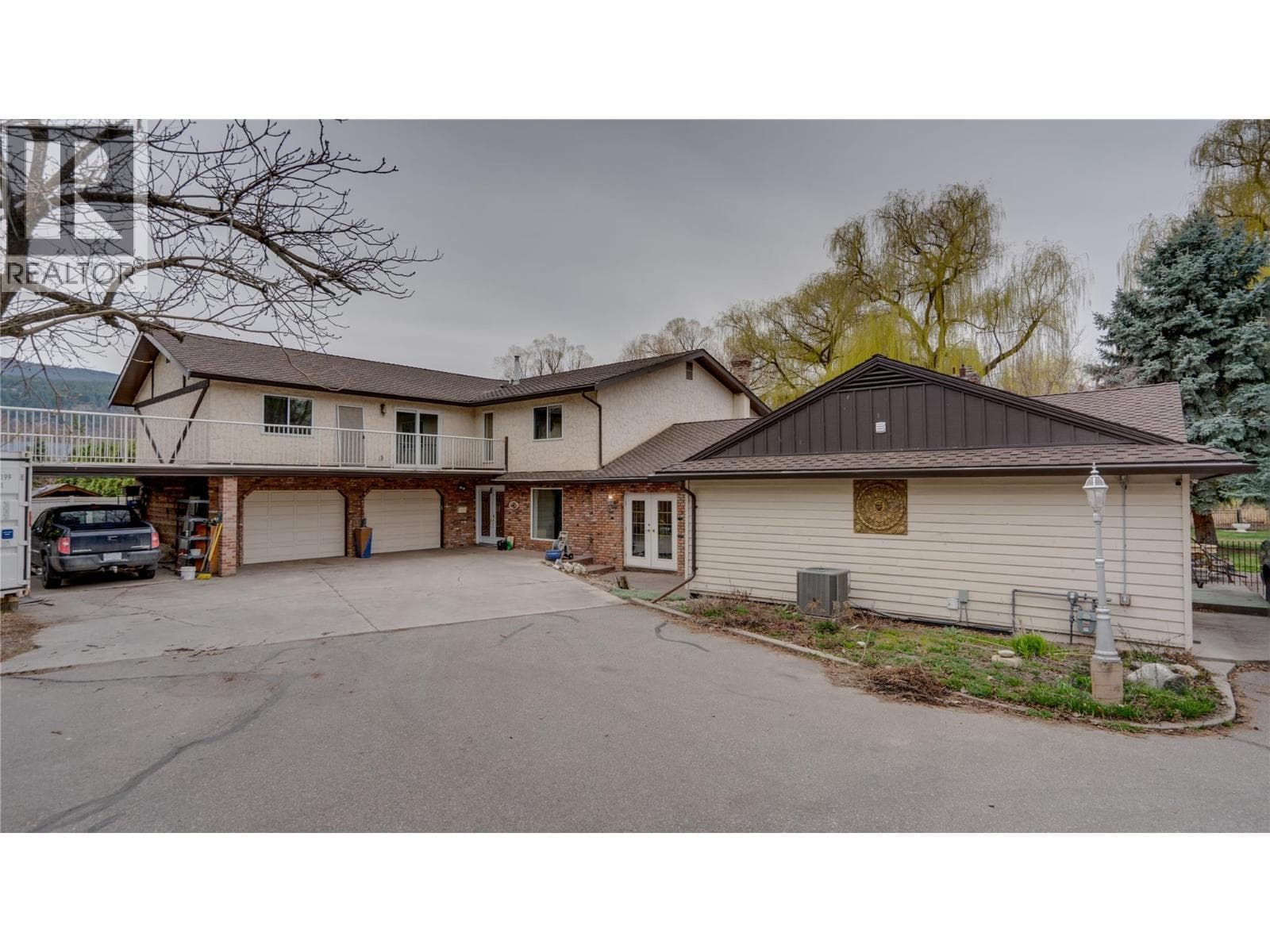 12300 Kalamalka Road photo 3