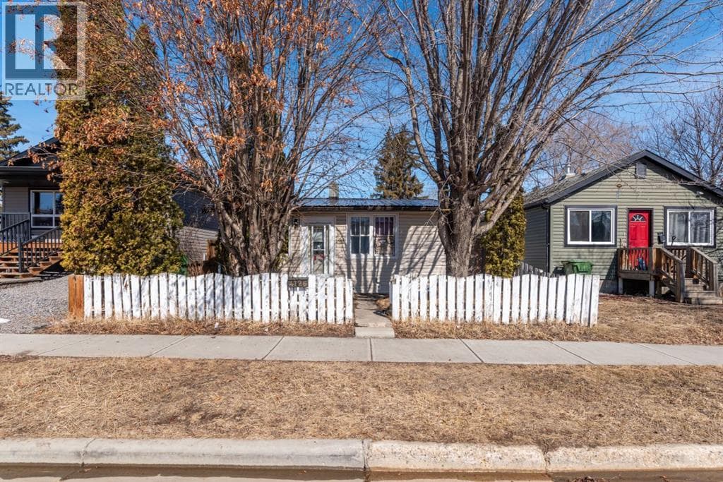 2 bed 1 bath single family at 4726 49 Street — $179,900