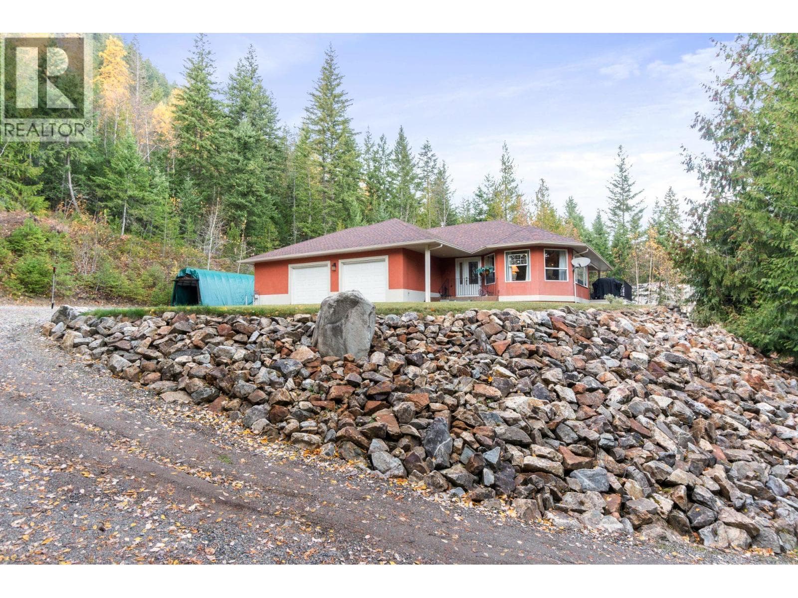 307 Partridge Road photo 2