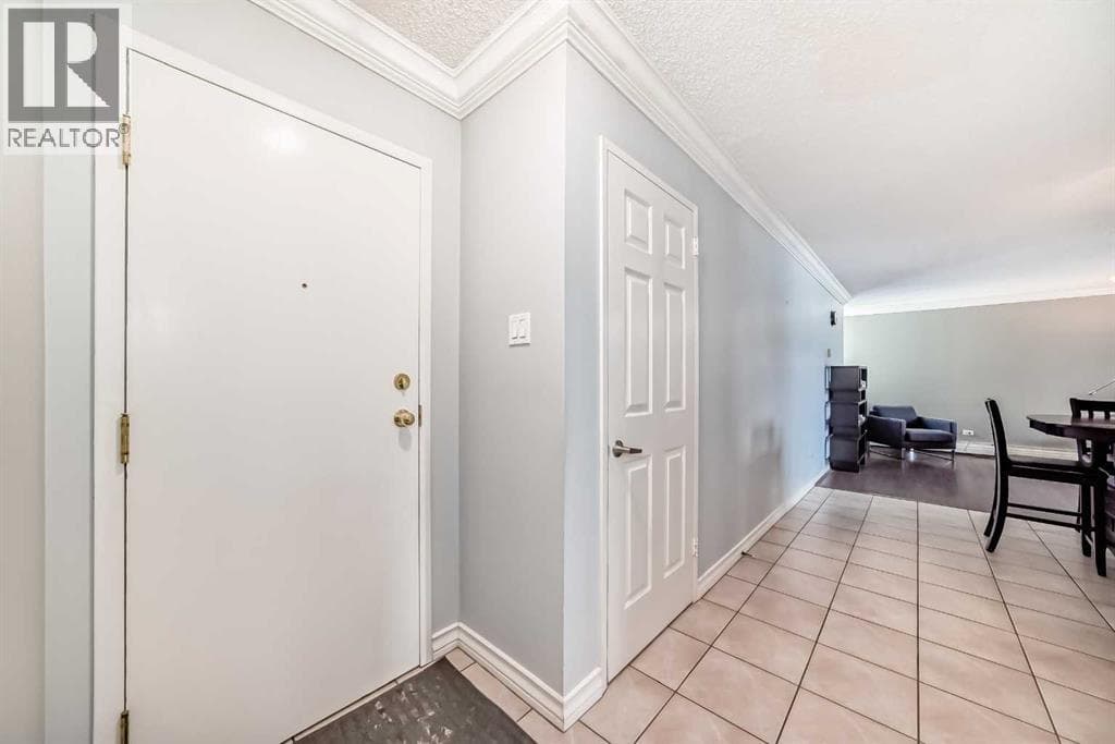 505, 323 13 Avenue SW photo 5