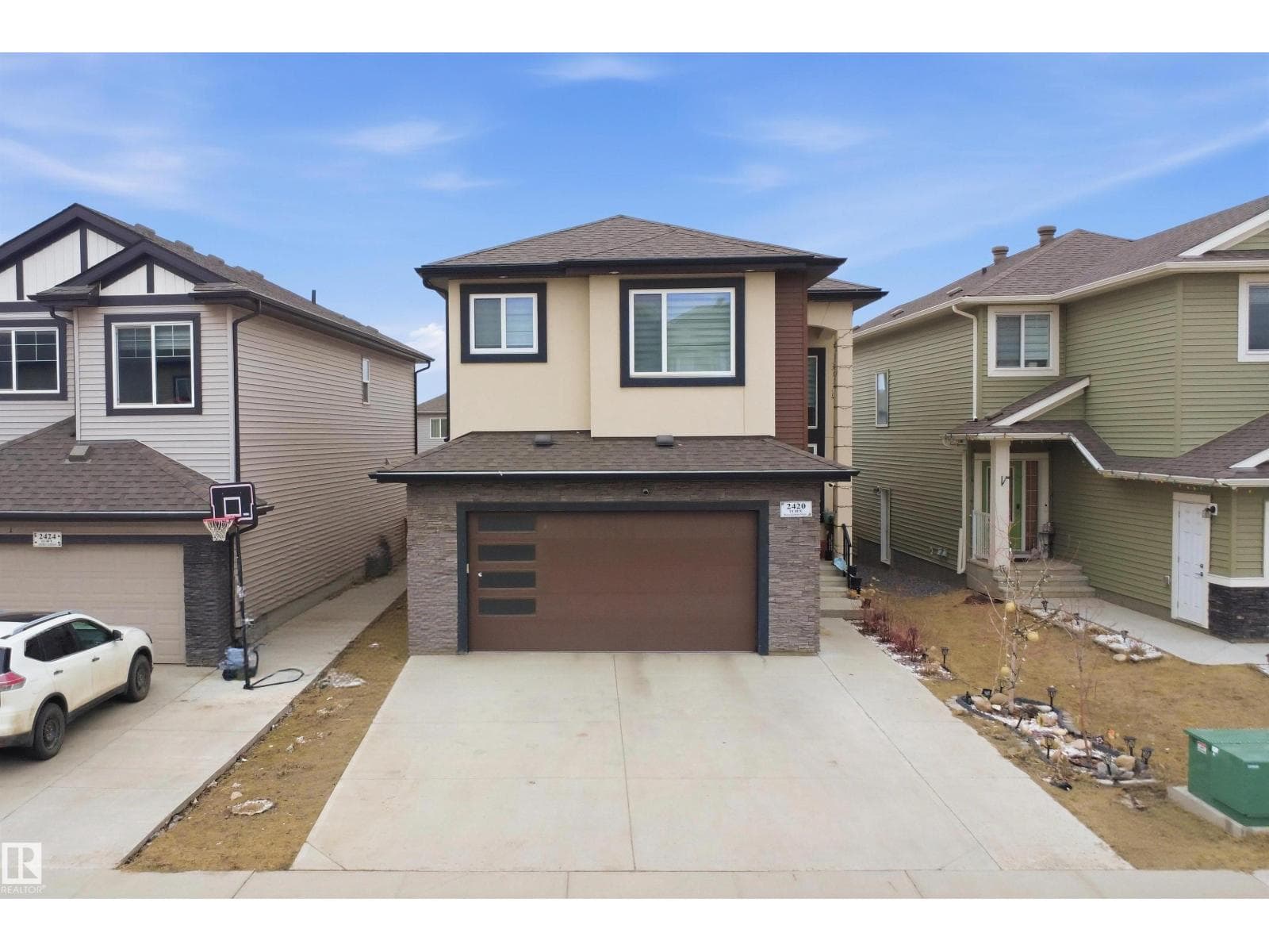2420 13 AV NW