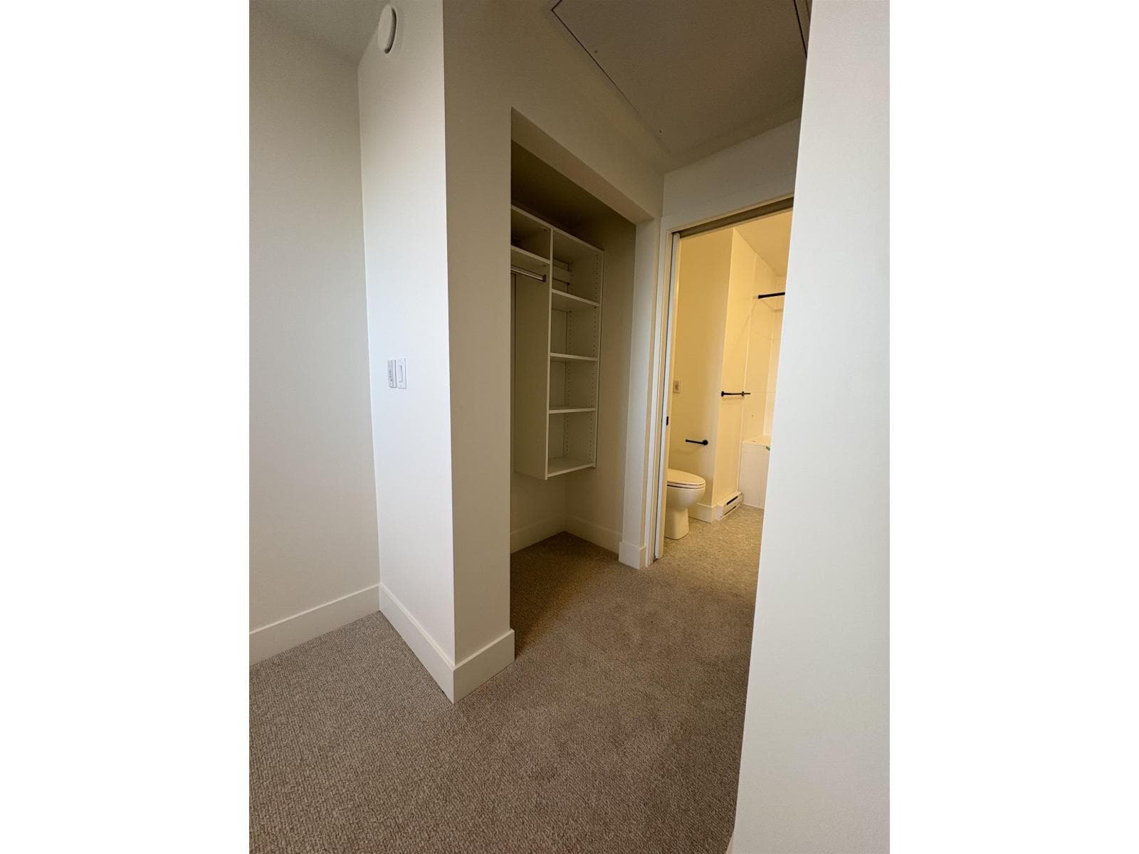622 20769 FRASER HIGHWAY photo 4