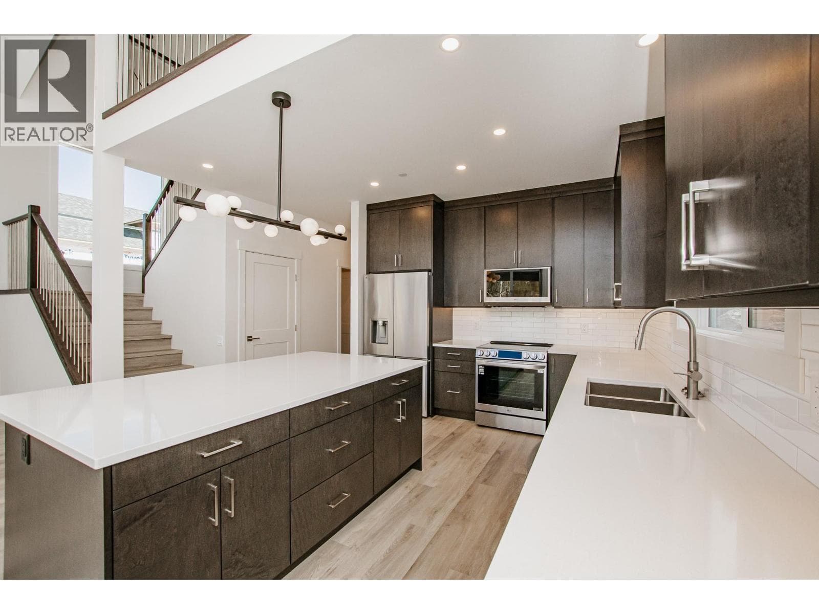 3 bed 3 bath recreational at 8200 97A Highway Unit# 8 — $1,299,000