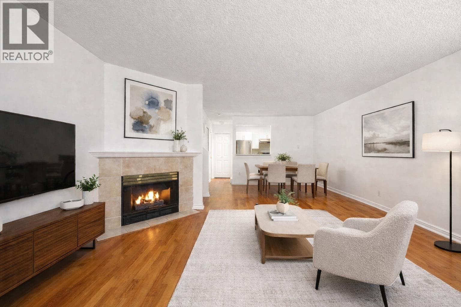 15 3428 ADANAC STREET photo 3