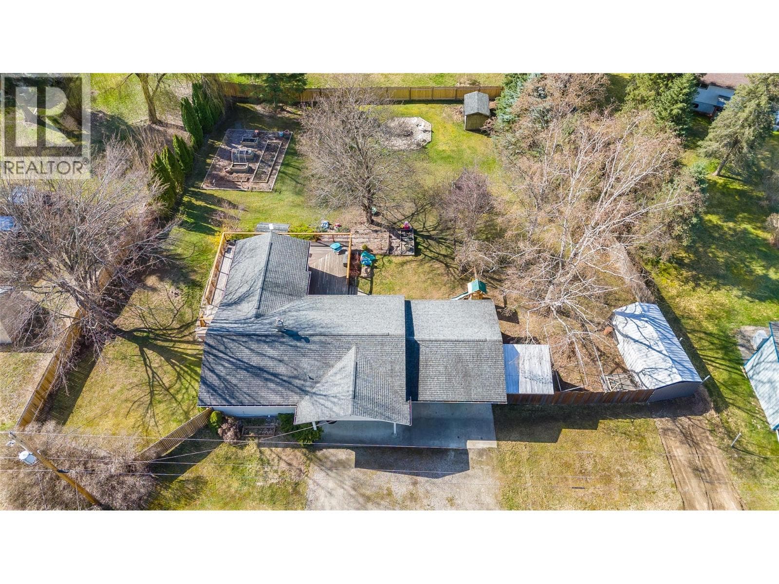 2451 CUNNINGHAM Road photo 4