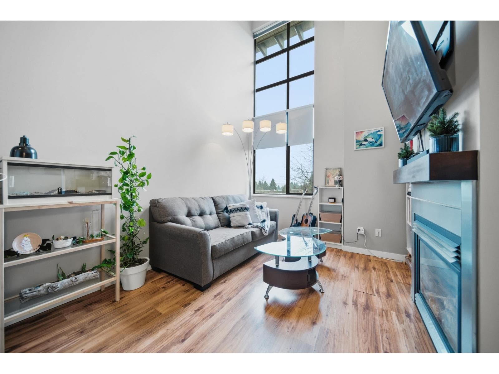 416 10866 CITY PARKWAY photo 3