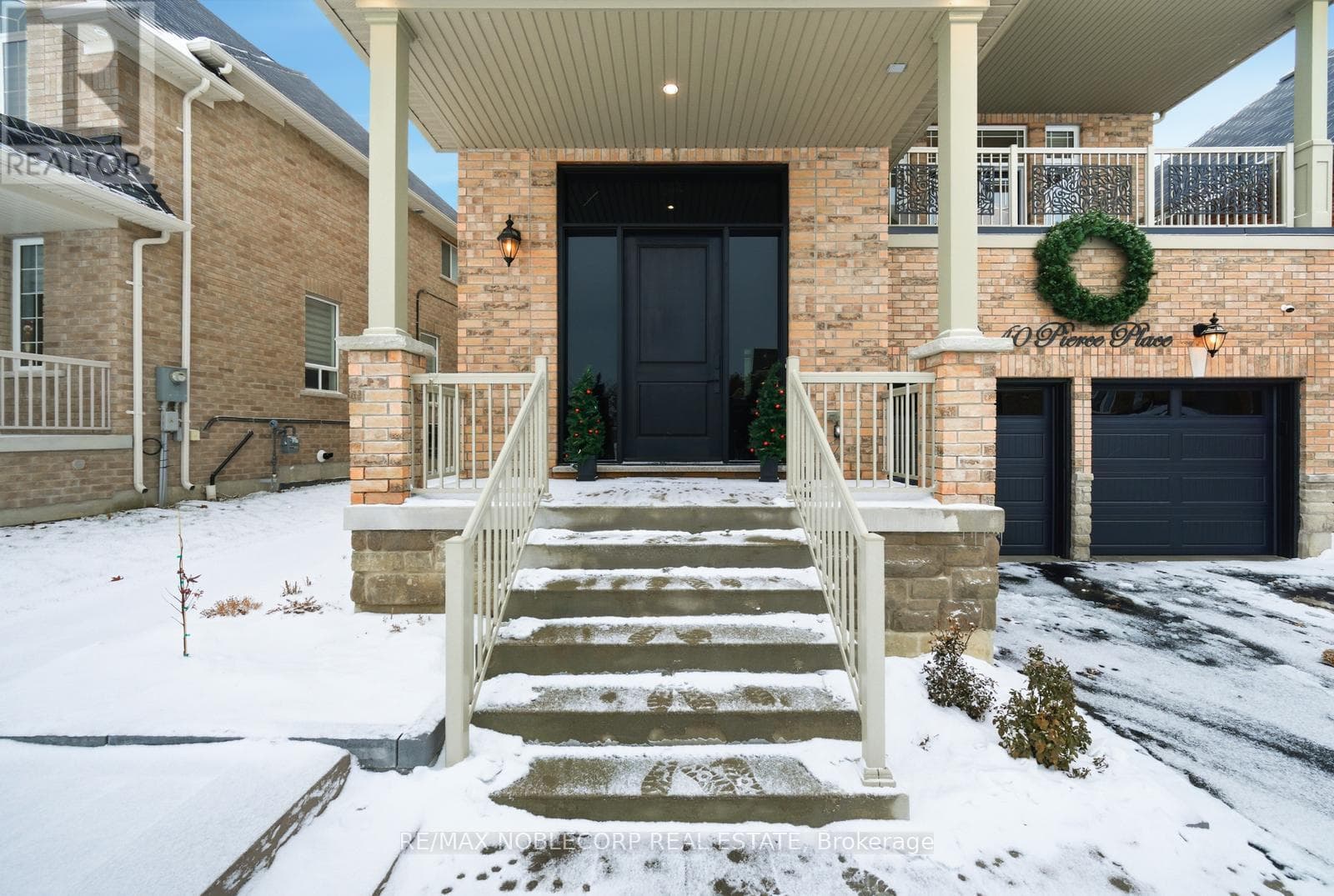 40 PIERCE PLACE photo 4
