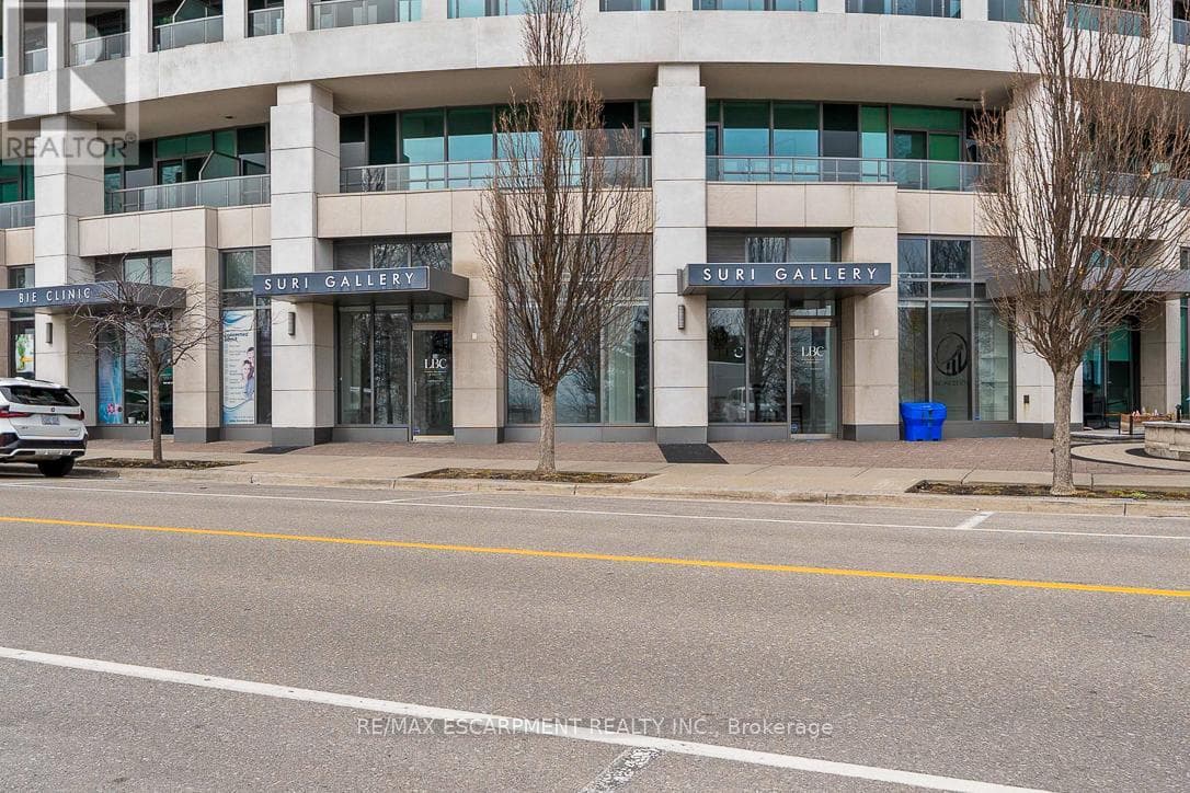 retail at 36 - 11 BRONTE ROAD — $1,499,000