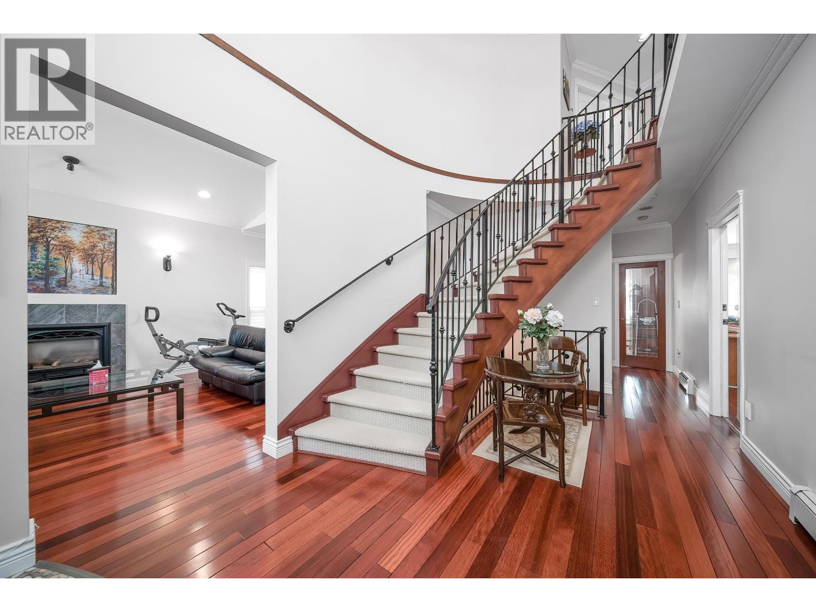1312 TENTH STREET photo 3
