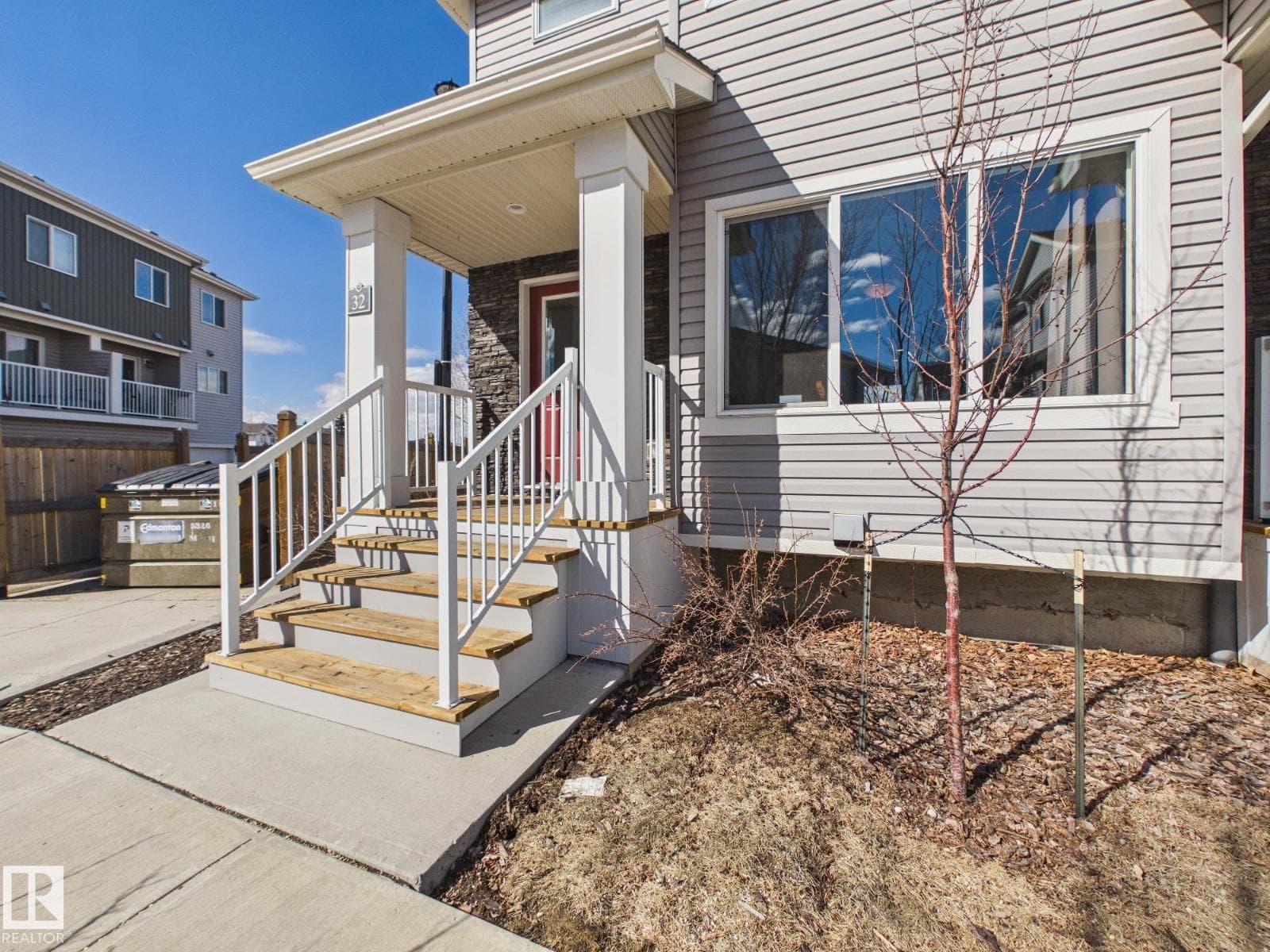 #32 2121 Haddow DR NW — photo 4