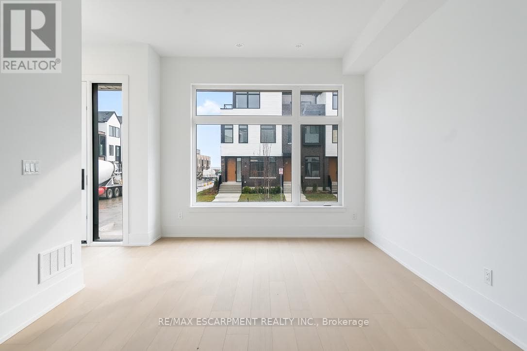 19 - 20 LOU PARSONS WAY photo 5