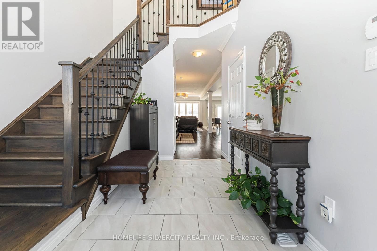 153 MEDICI LANE photo 5