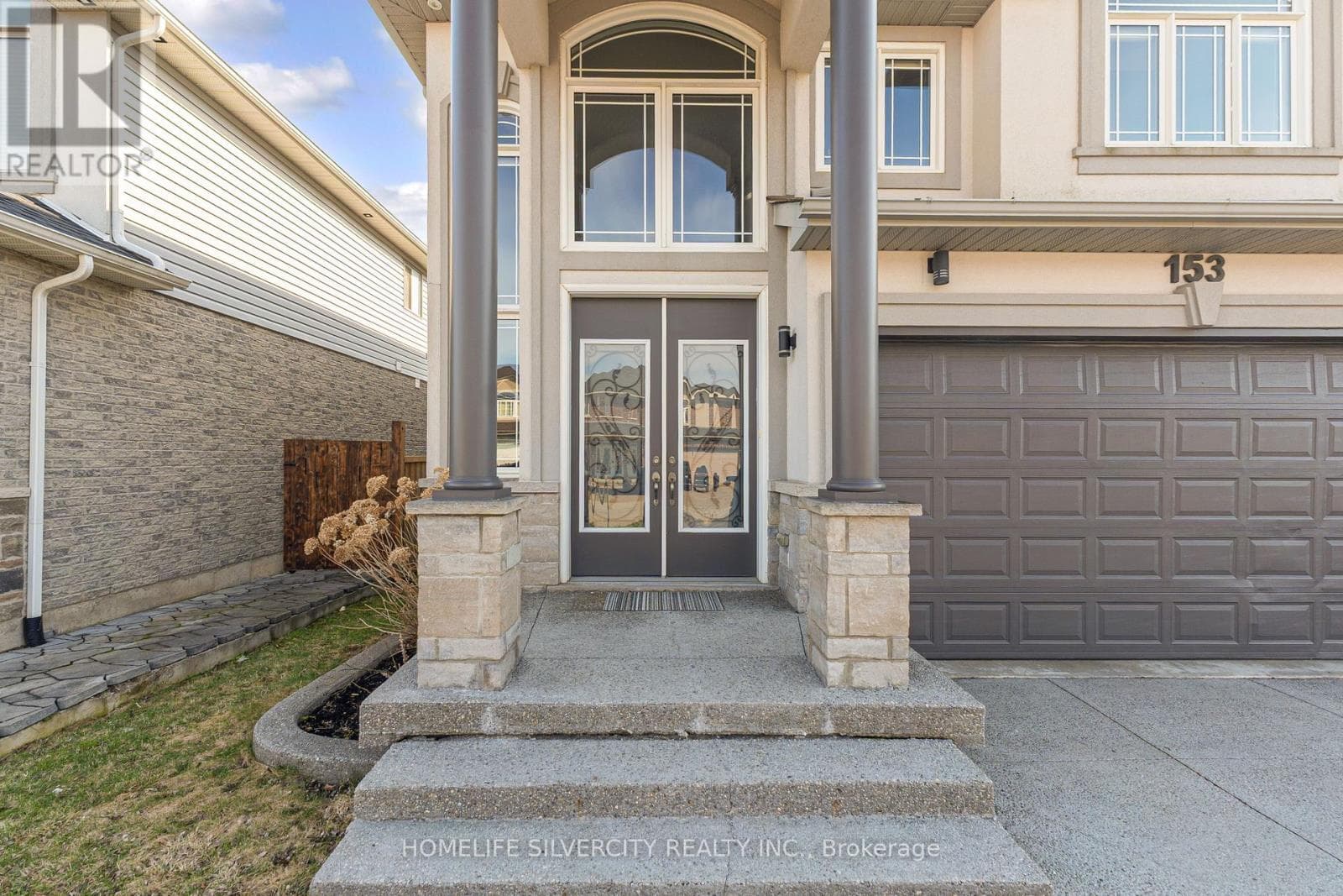 153 MEDICI LANE photo 3