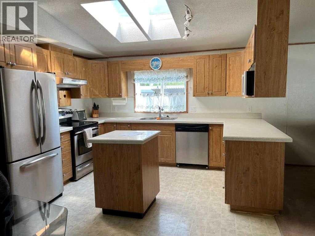 806 5 A Street photo 3