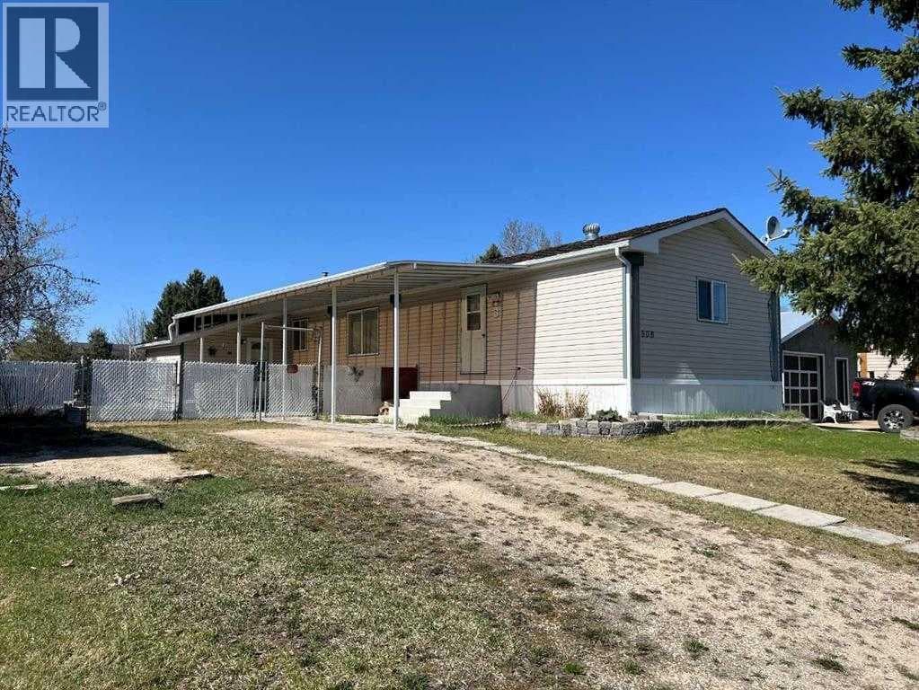 3 bed 2 bath single family at 806 5 A Street — $127,900