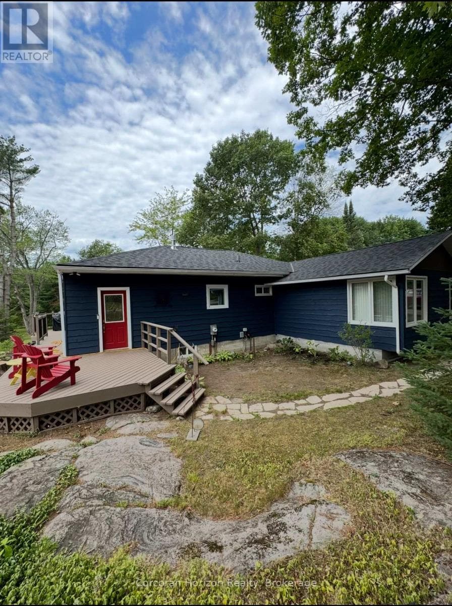3000 WHELAN WAY photo 3