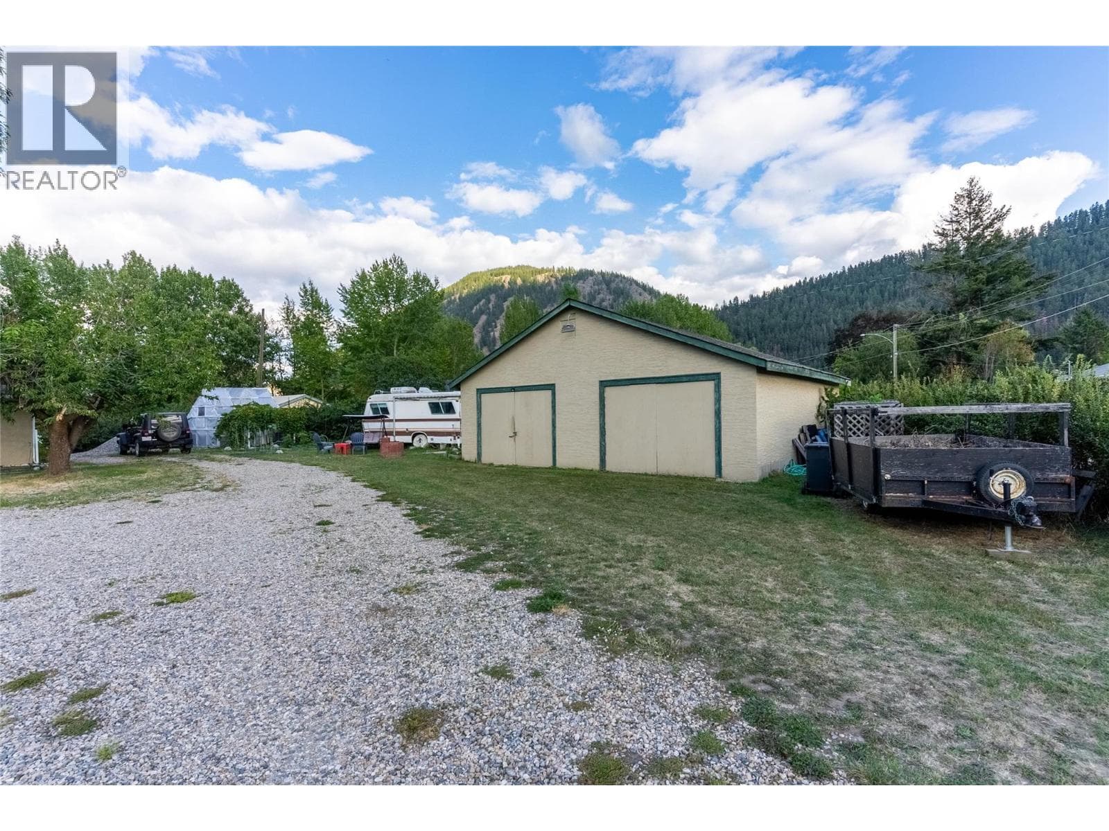 213 Bell Street photo 3