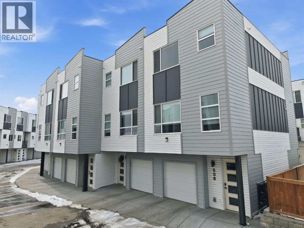3 bed 4 bath single family at 505, 101 Panatella Square NW — $469,800