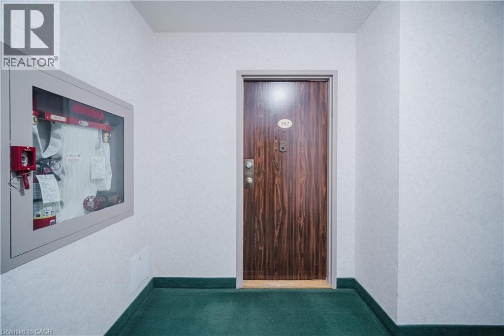 18 KNIGHTSBRIDGE Road Unit# 502 photo 2