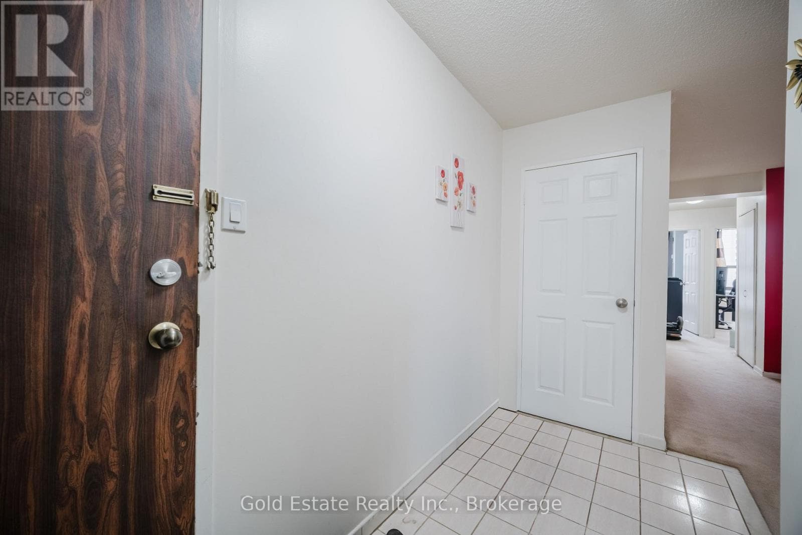 502 - 18 KNIGHTSBRIDGE ROAD photo 3