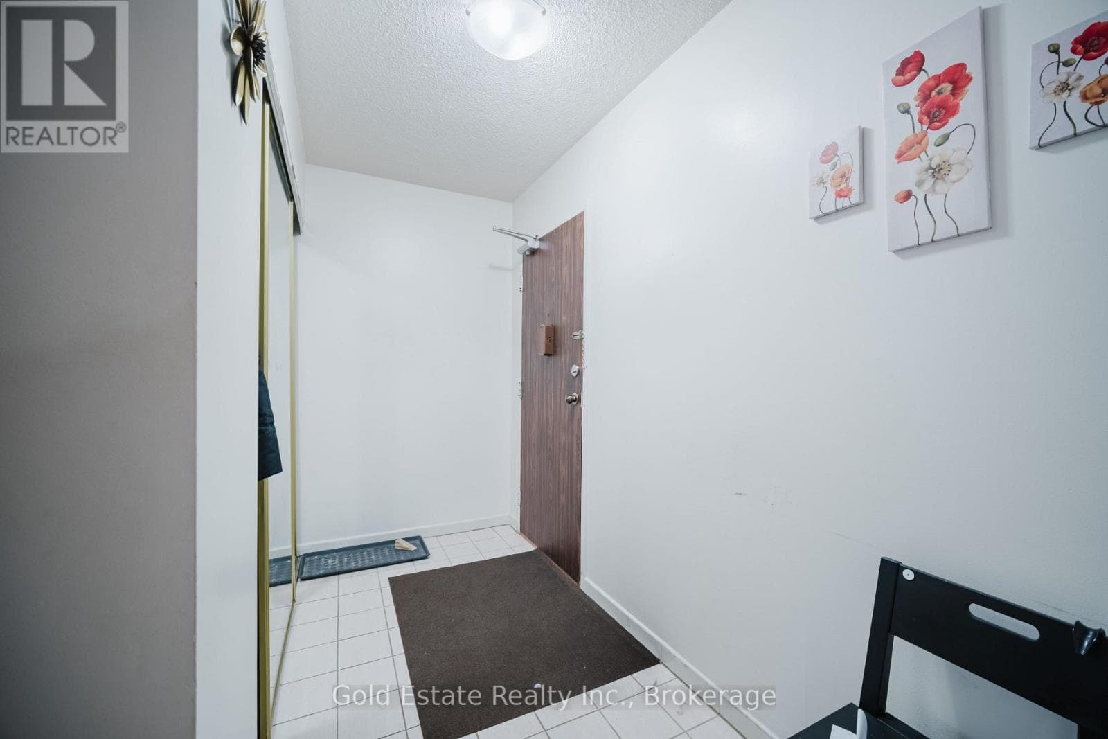 502 - 18 KNIGHTSBRIDGE ROAD photo 5