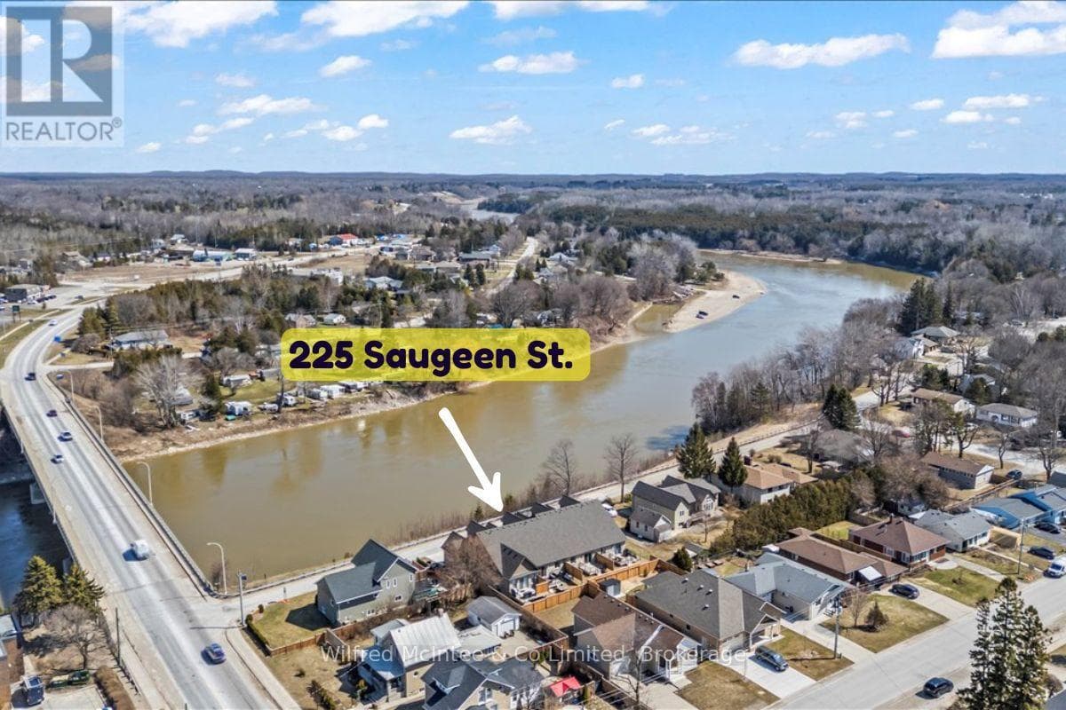 225 SAUGEEN STREET photo 3