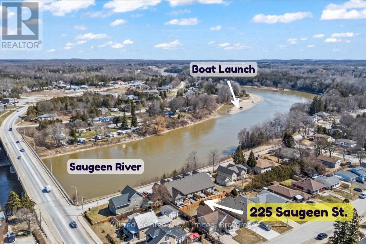 225 SAUGEEN STREET photo 4
