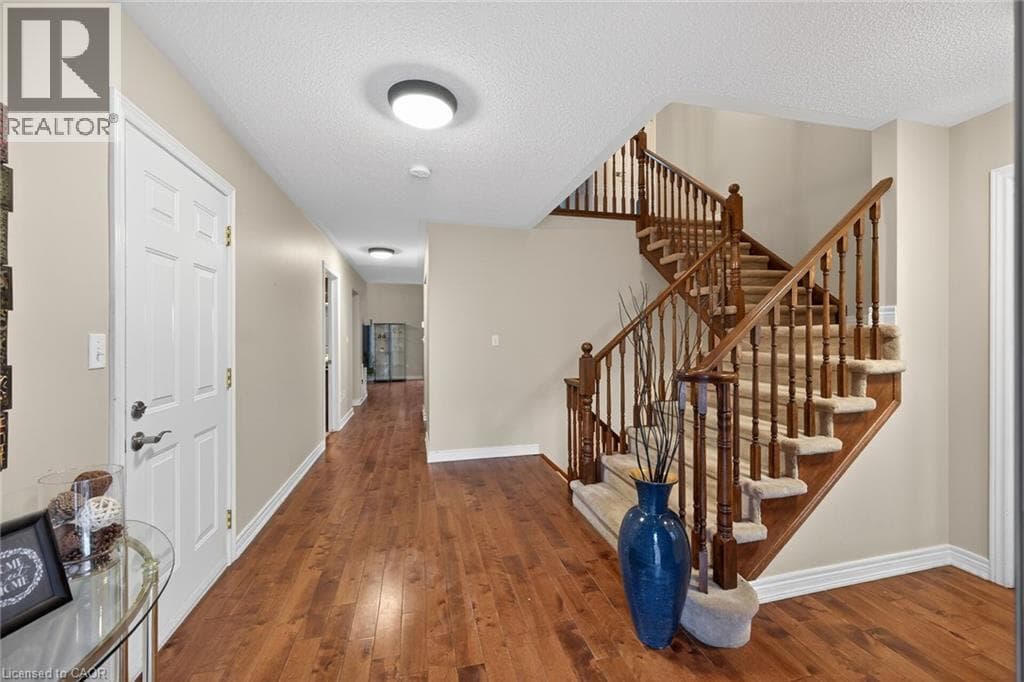 25 HAMILTON Street S Unit# 31 photo 3