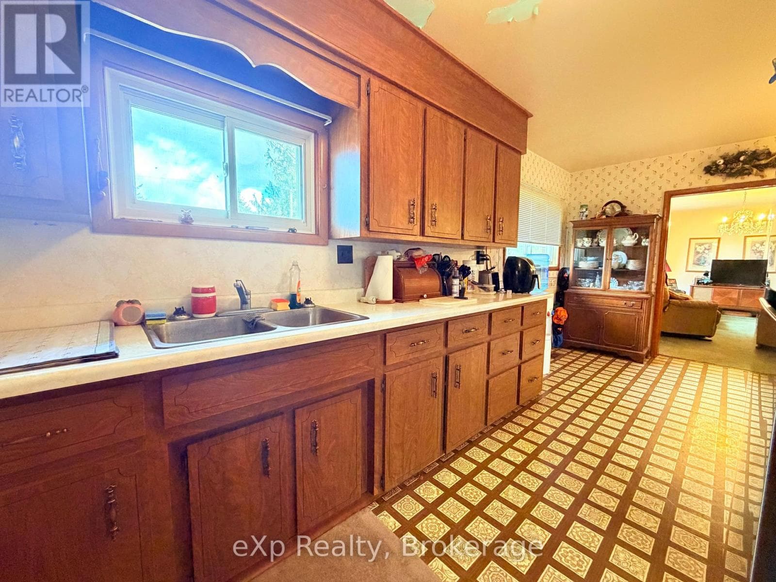 211 14 CONCESSION photo 2