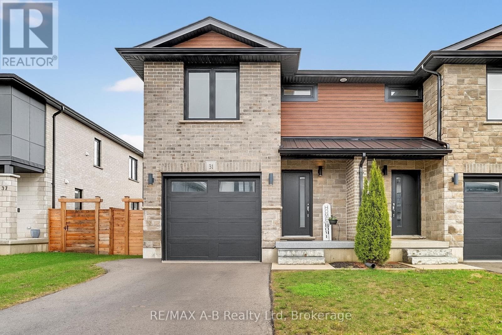 3 bed 3 bath single family at 31 TRAILSIDE DRIVE — $579,900