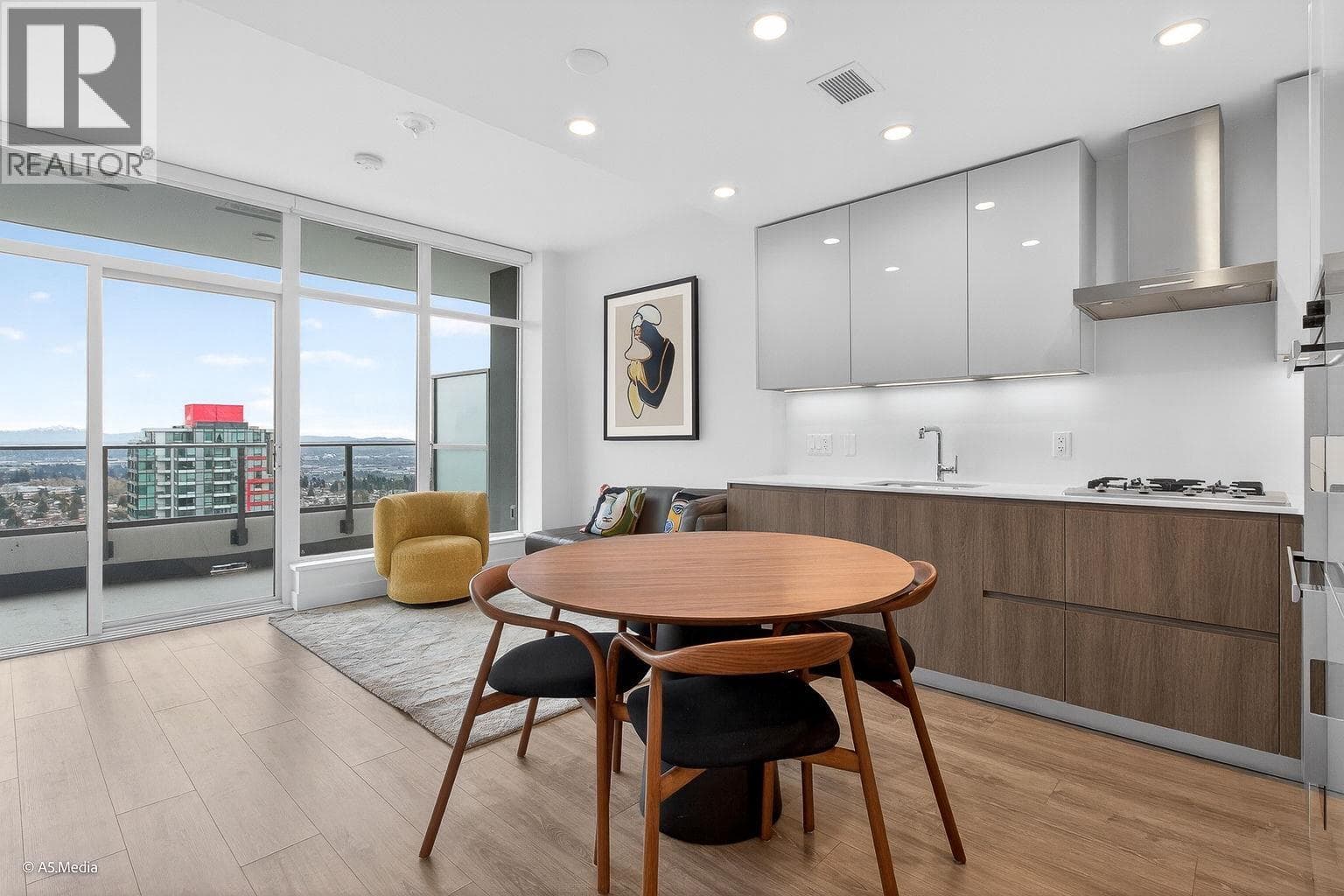 1 bed 1 bath single family at 2603 6511 SUSSEX AVENUE — $628,000