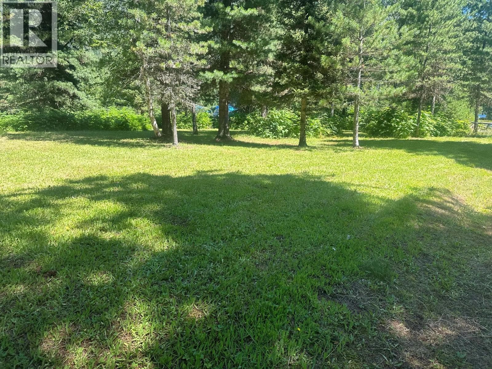 212 ISLAND VIEW Road photo 5