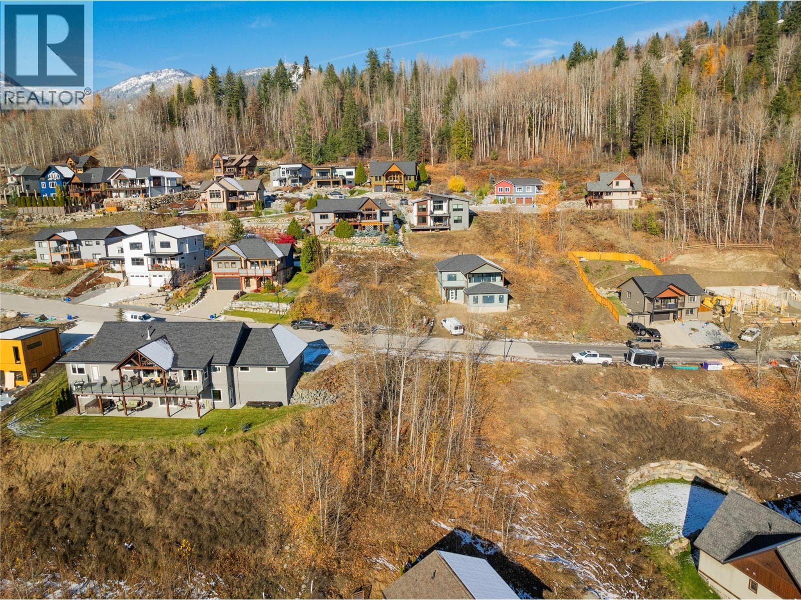 vacant land at 933 REDSTONE Drive — $139,000