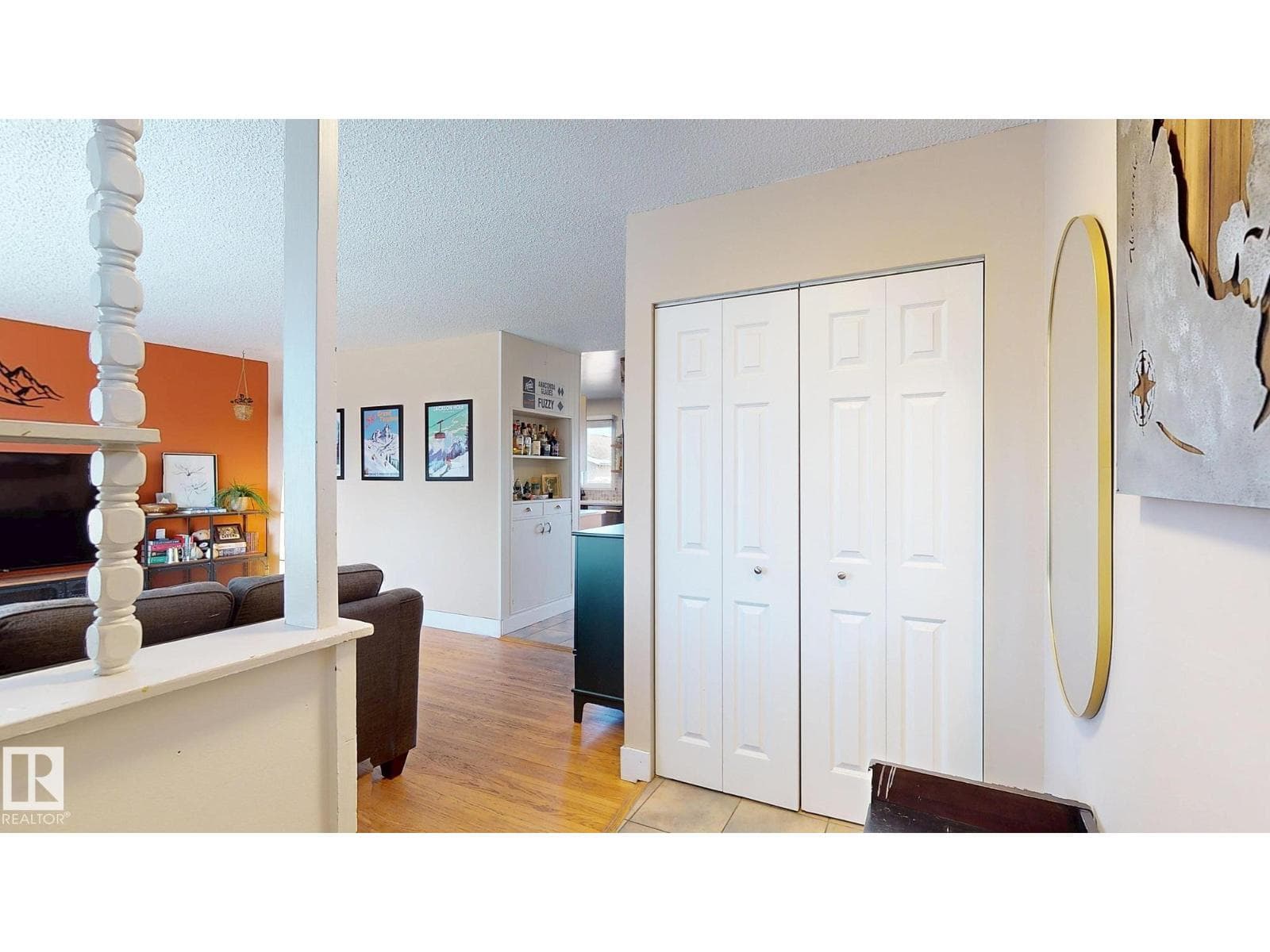 16724 79 "A" AV NW photo 3