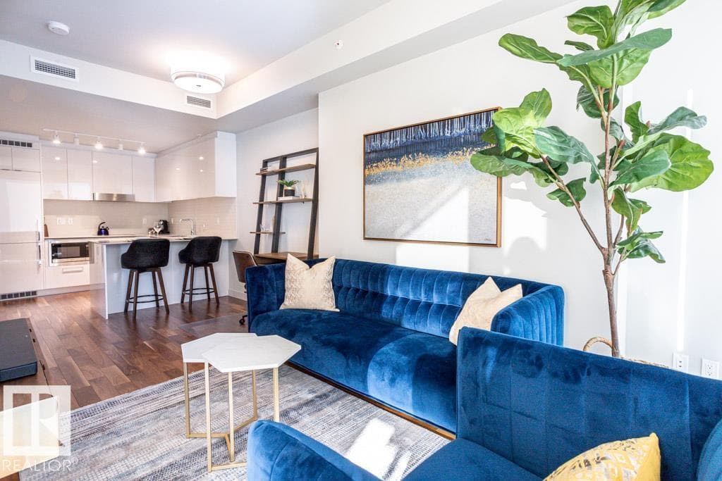 1 bed 1 bath single family at #2506 10360 102 ST NW — $274,900