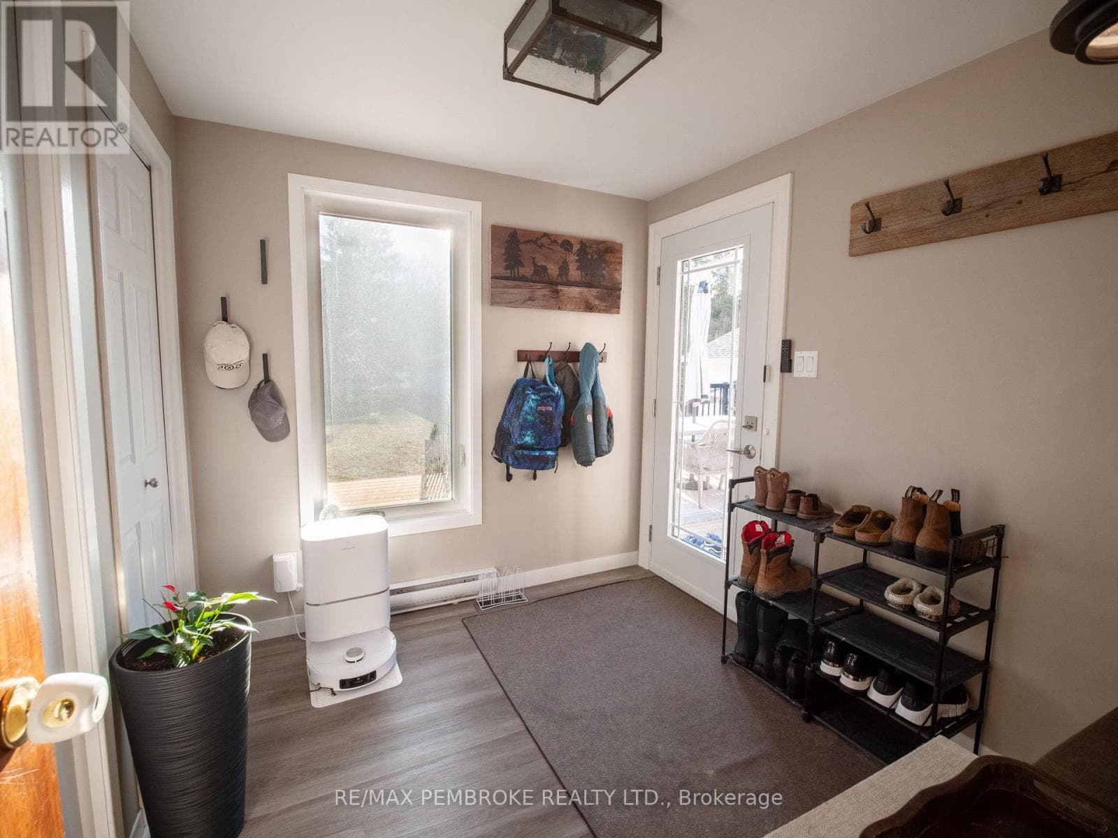2313 B LINE ROAD photo 5