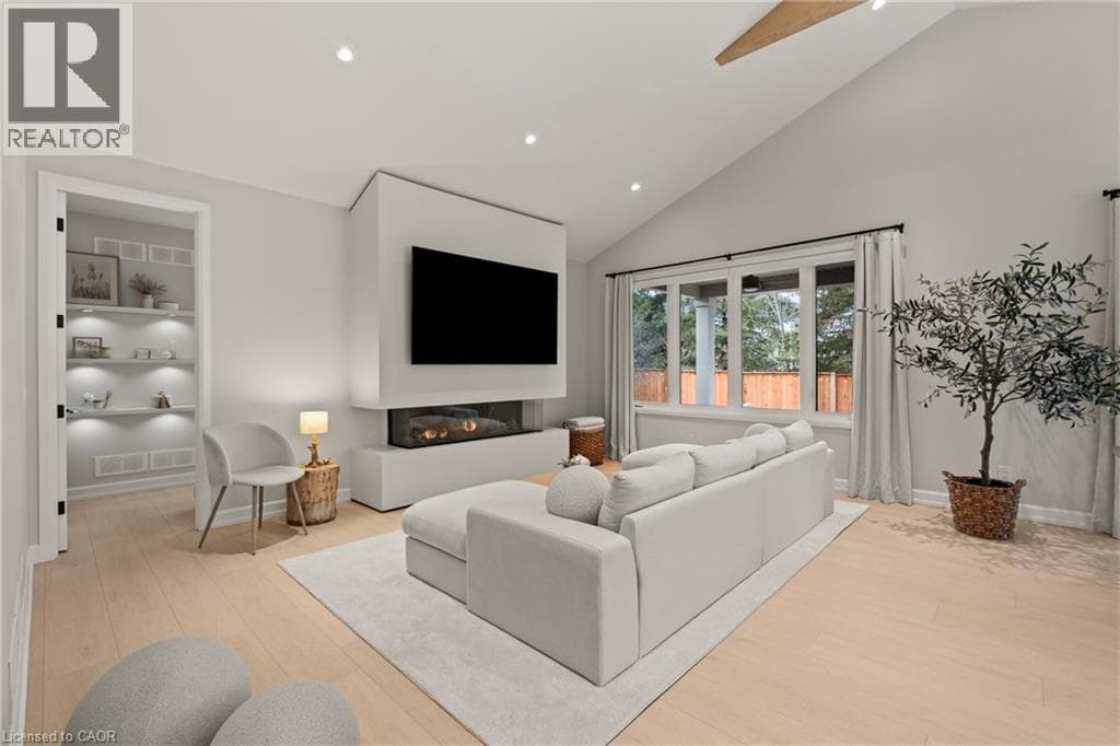 27 MAPLE LEAF Avenue S photo 4