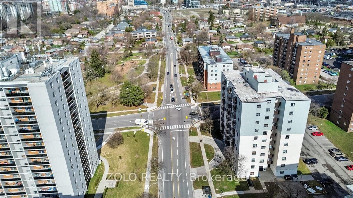 3 bed 2 bath single family at 203 - 2345 CONFEDERATION PARKWAY — $439,888