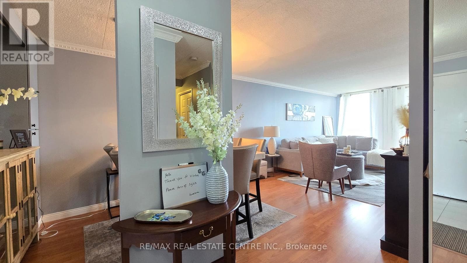 609 - 1540 PICKERING PARKWAY photo 4