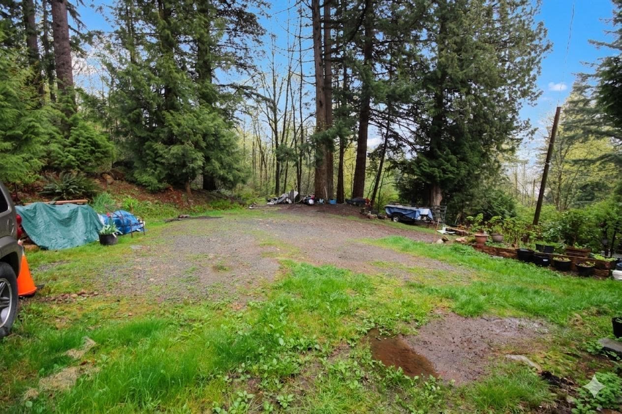 2391 LOUGHEED HIGHWAY, Mt Woodside photo 2