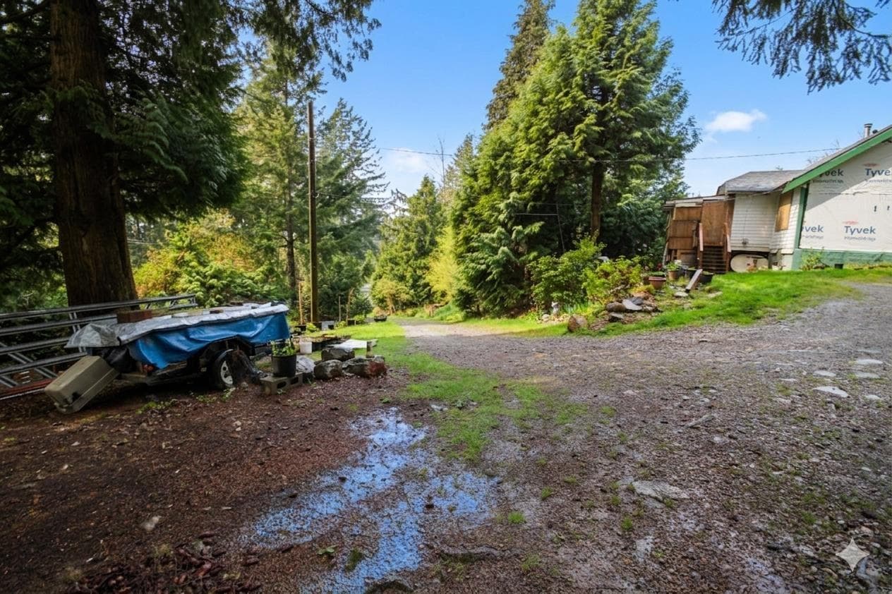 2391 LOUGHEED HIGHWAY, Mt Woodside photo 3