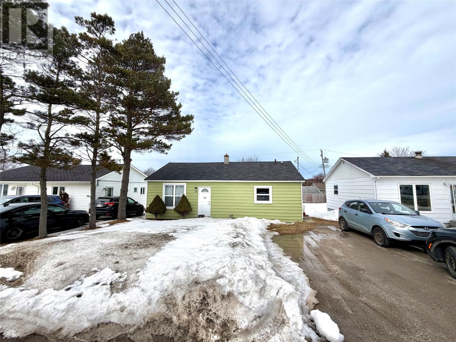 3 bed 1 bath single family at 5 Preswick Street — $149,000