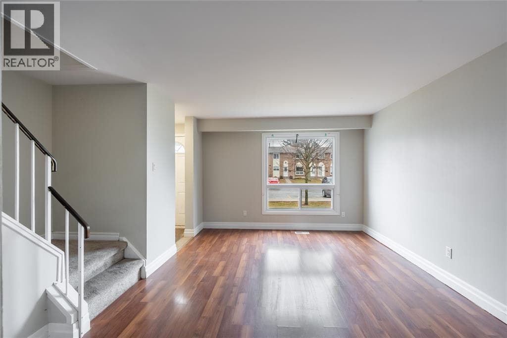 27 TURNER DRIVE Unit# 32 photo 5