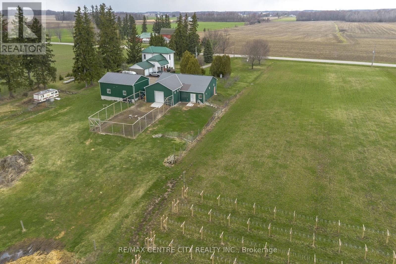 323804 MOUNT ELGIN ROAD photo 4