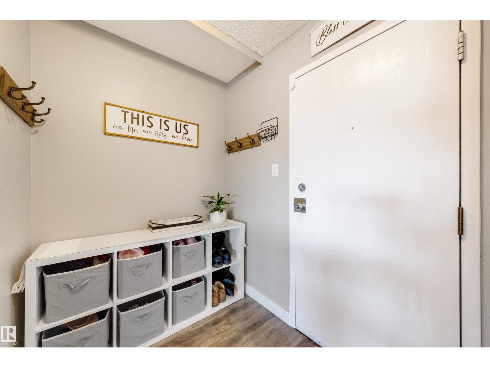 #310 5316 118 AV NW photo 3