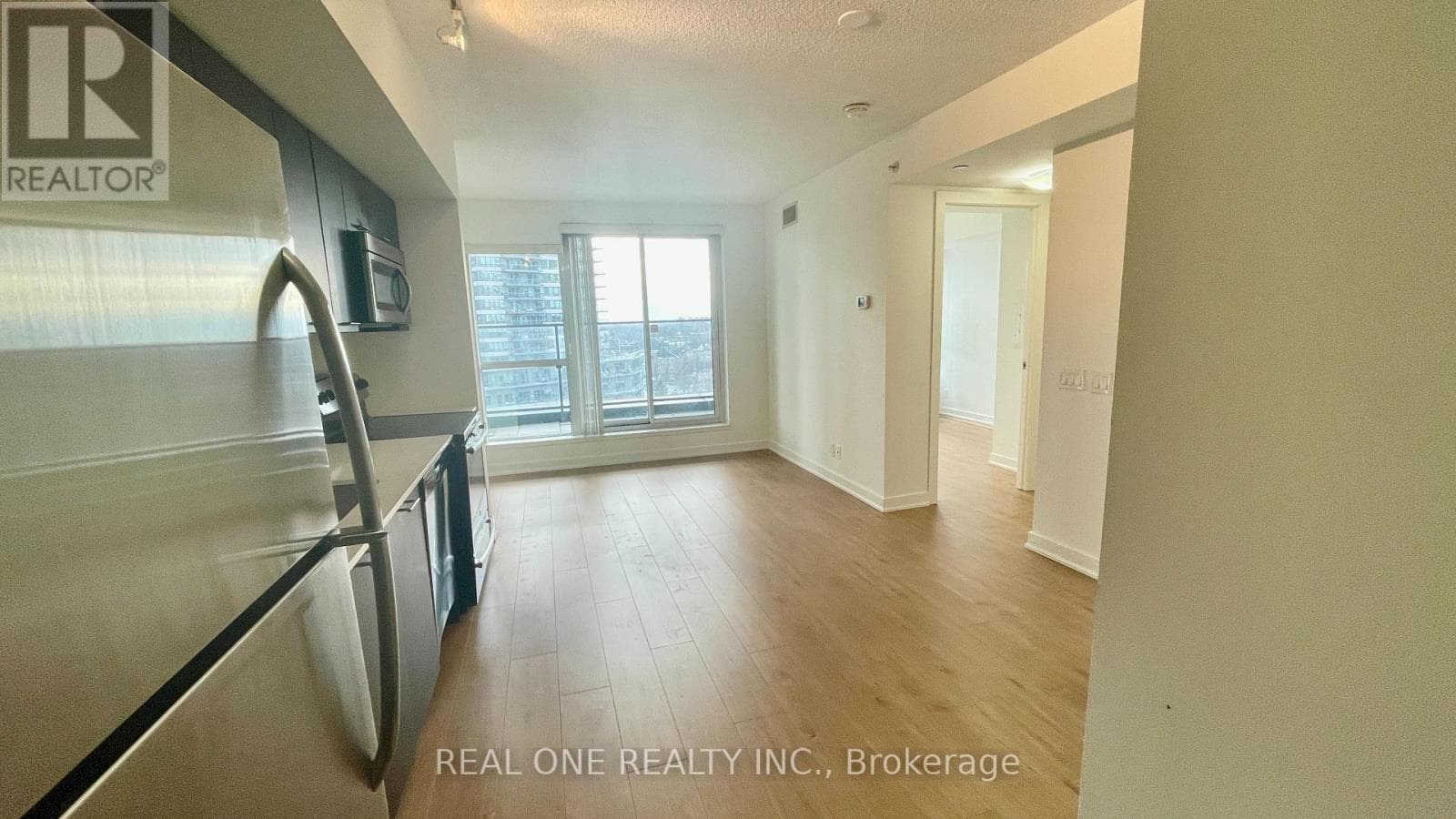 809 - 2220 LAKESHORE BOULEVARD photo 4
