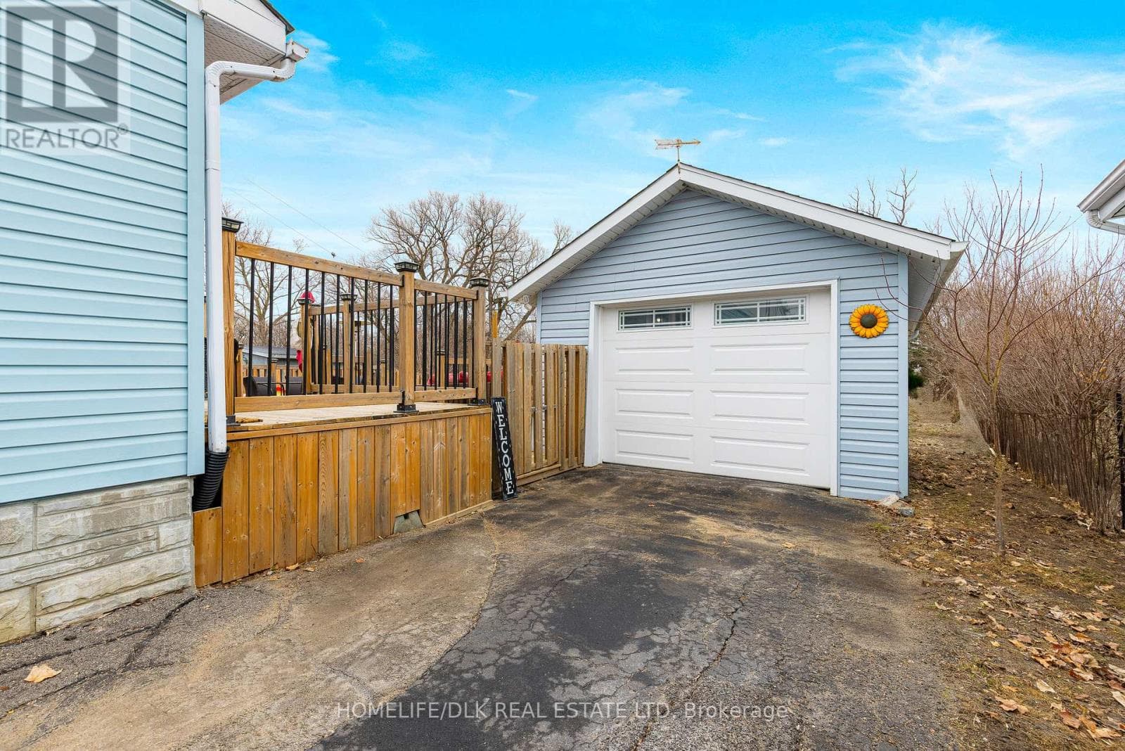 82 BROOKVIEW CRESCENT photo 4