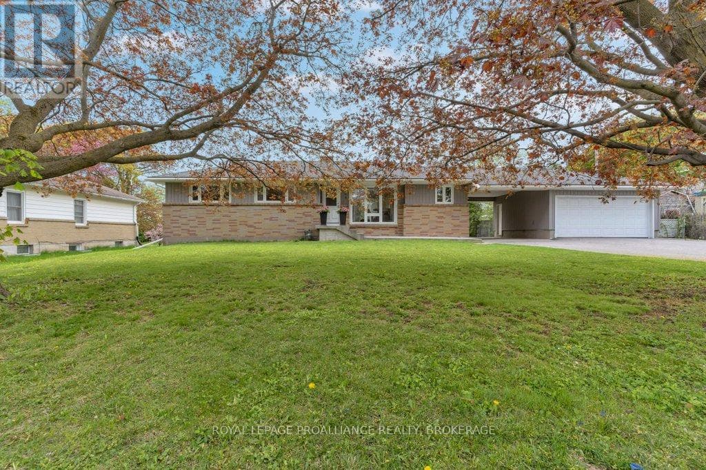 168 AVENUE ROAD photo 2